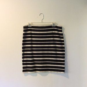 Max Studio Mini Skirt Blk/White Braided Large